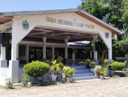 Skandal Gizi Nasional di Batu Bara: Siswa Dapat Nasi Basi & Lauk Berulat, Publik Minta KPK Turun Tangan!