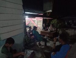 Kasat Binmas Polres Pakpak Bharat Cek Siskamling Di Desa Binaannya Ajak Masyarakat Jaga Kamtibmas.