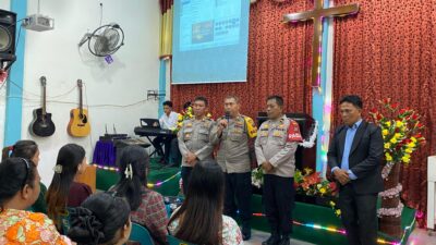 Polres Sibolga Gelar Kegiatan Minggu Kasih di Gereja Pentakosta Indonesia, Sampaikan Himbauan dan Pesan Kamtibmas*