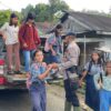 Sungguh Mulia Batalyon – C Sat Brimob Polda Sumut Bantu Anak Sekolah Yang Terdampak Banjing Bandang.