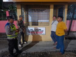 Personel Bhabinkamtibmas Polres Sibolga, Kelurahan Pasar Belakang Laksanakan Patroli dan Pembinaan Sat Kamling