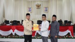 Rapat Paripurna DPRD Batu Bara, Syafrizal Sampaikan Tiga Ranperda